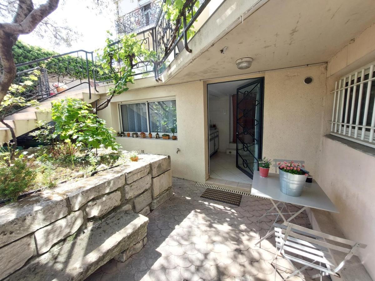 Studio Independant Pres Du Centre Ville Nimes Exterior photo